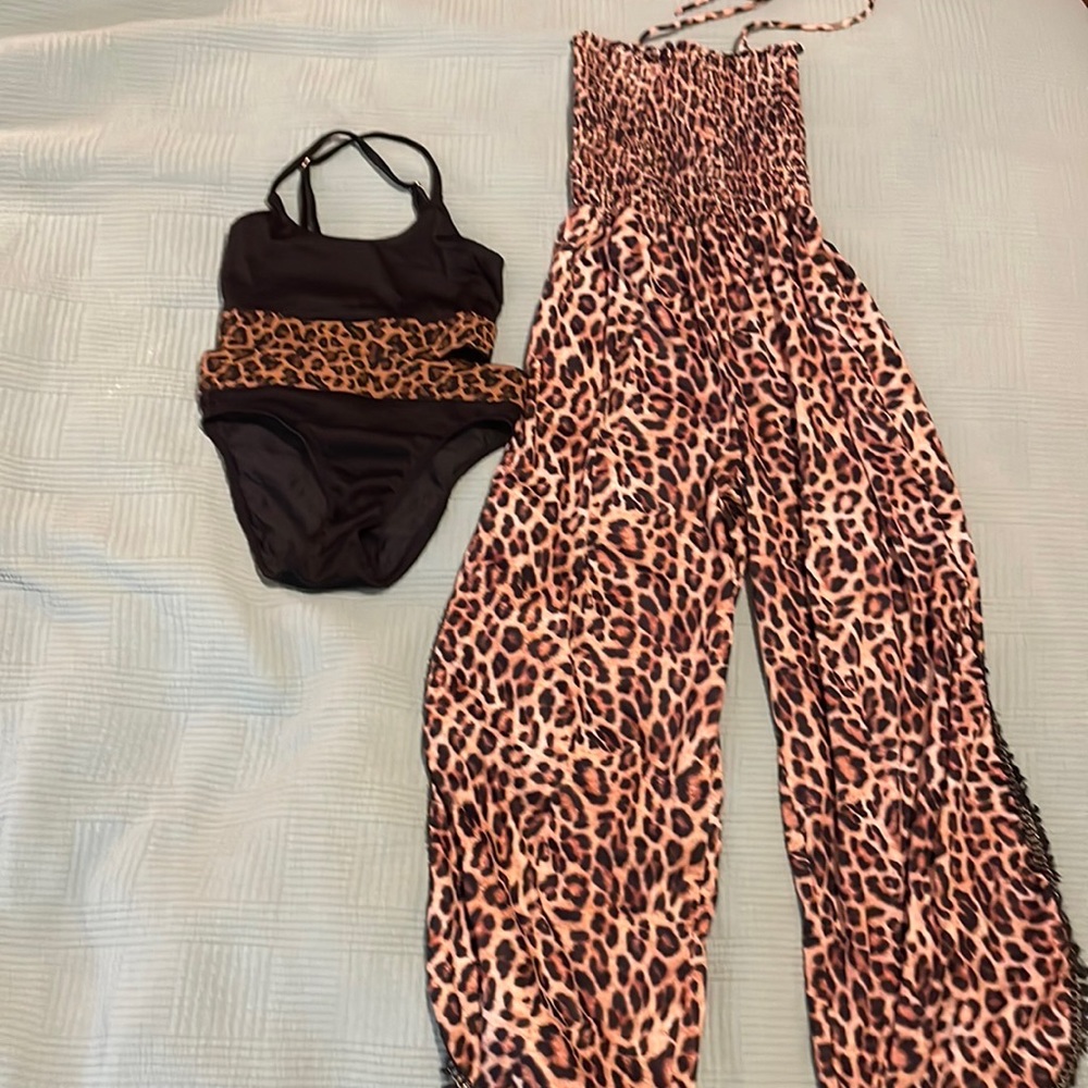 Girls matching set bikini and romper